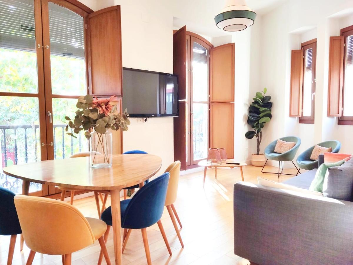 Homeyseville-Luxury Apartment Arenal 6 Pax, Parking Optional Εξωτερικό φωτογραφία